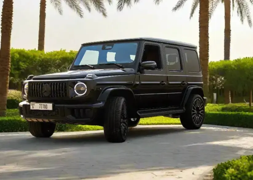 مرسيدس-بنز G63 AMG 2025 أو ما شابه