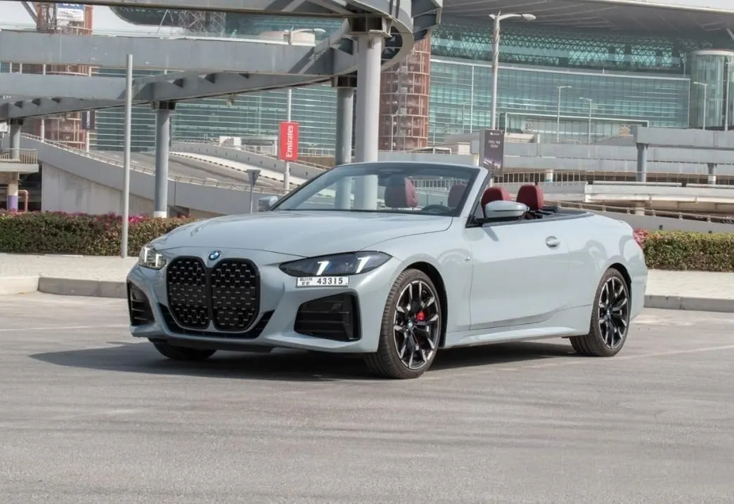 بي إم دبليو 420i 2025 أو ما يماثلها